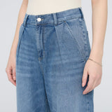 Performance Denim Lite Pleated Pant