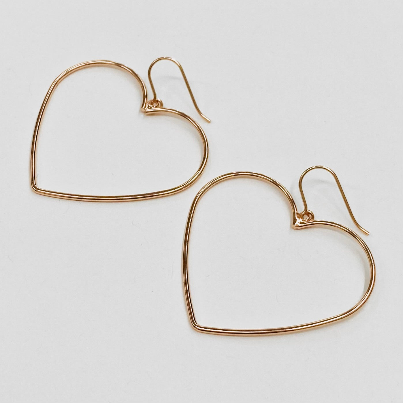 Smooth Heart Earrings - MTT Collective