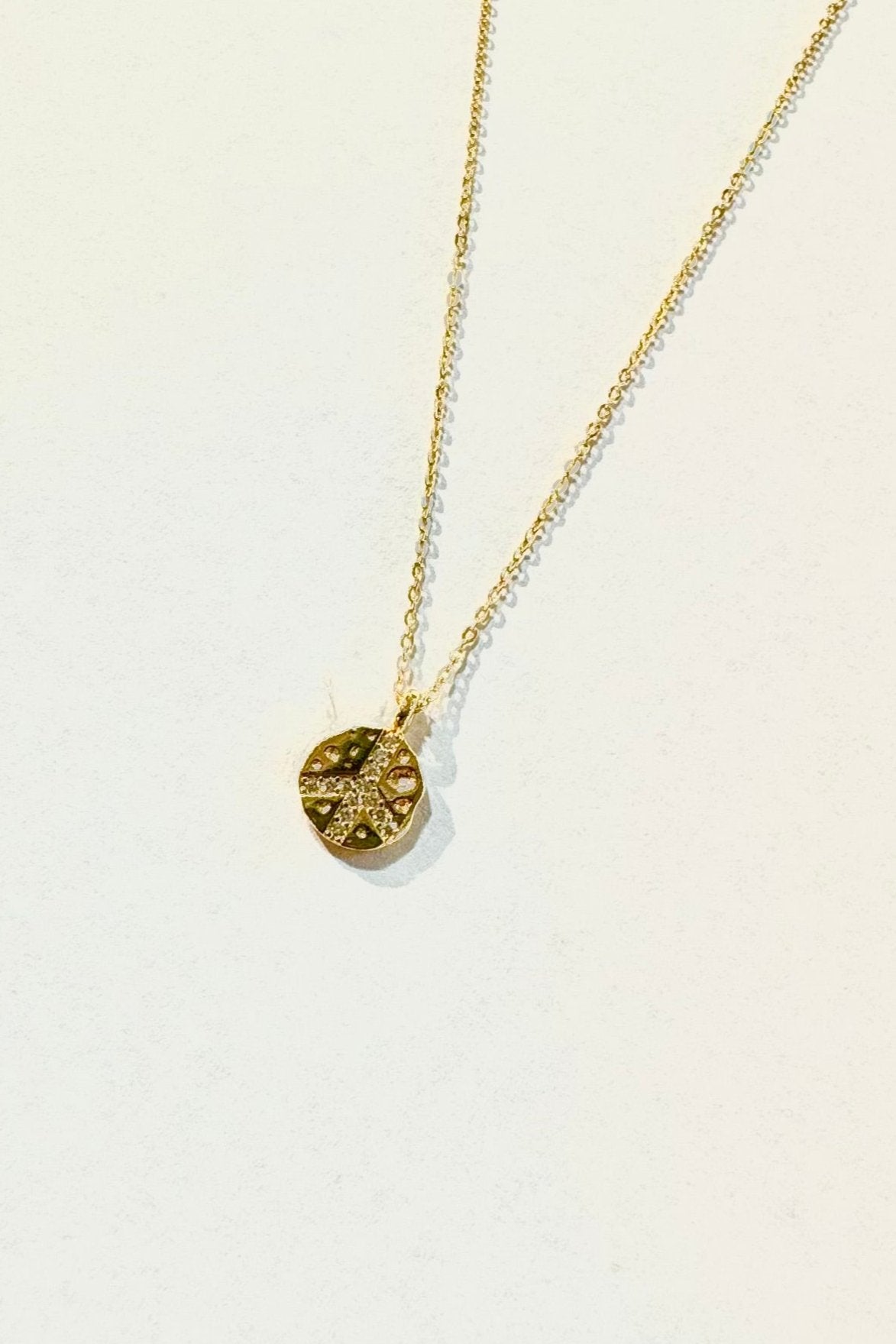 Adia Smooth Chain Peace Charm Necklace | Gold - MTT Collective