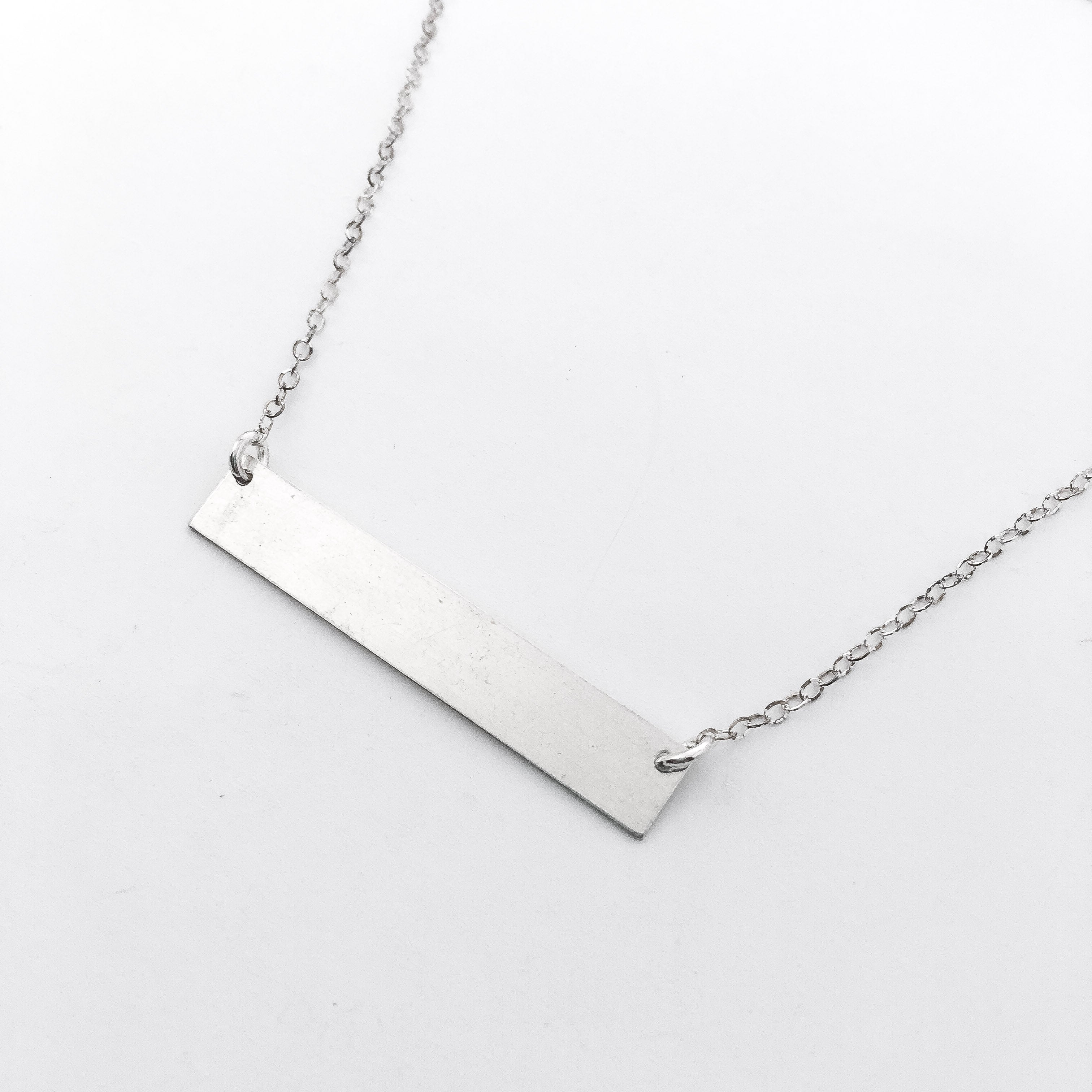 Dorian Bar Necklace - MTT Collective