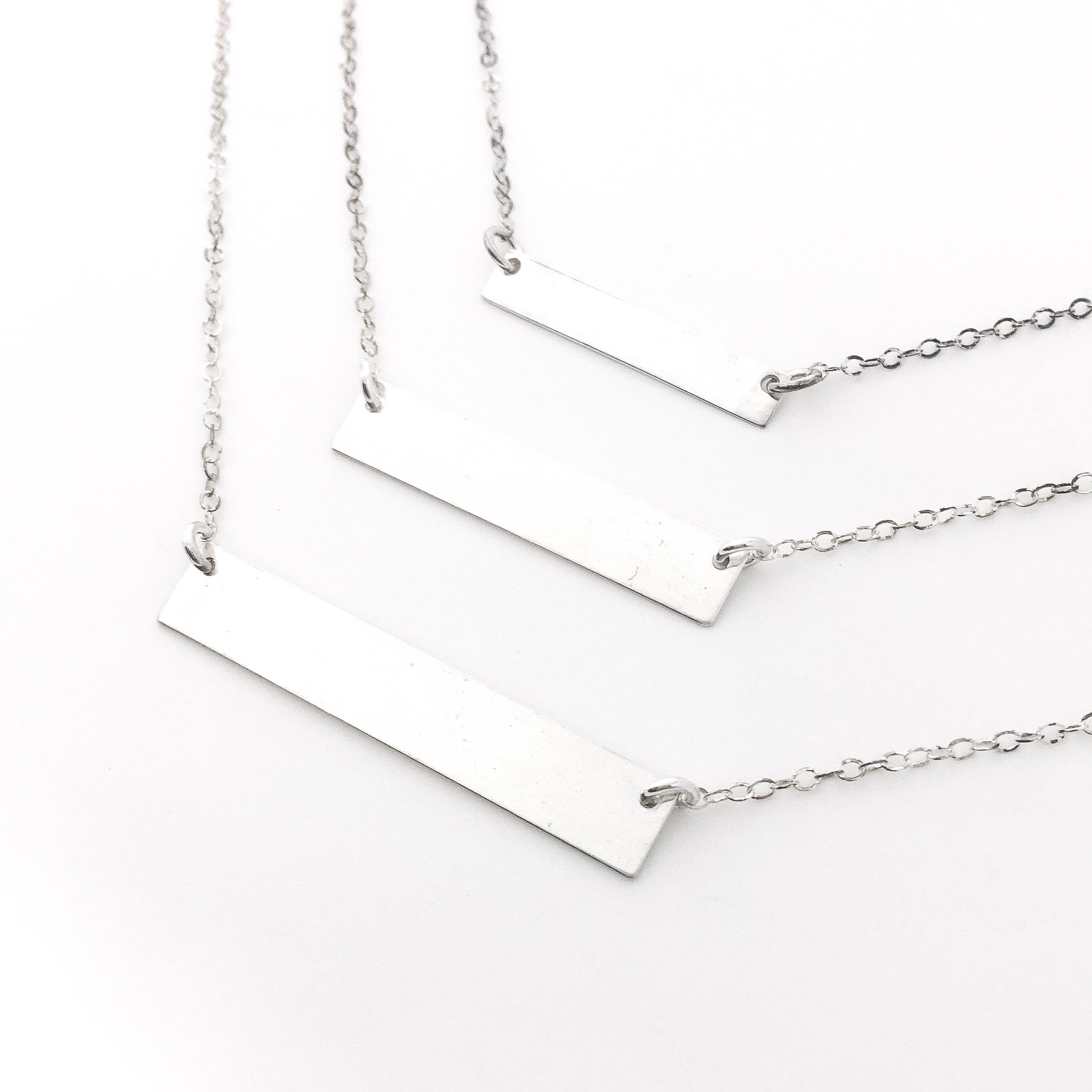 Dorian Bar Necklace - MTT Collective