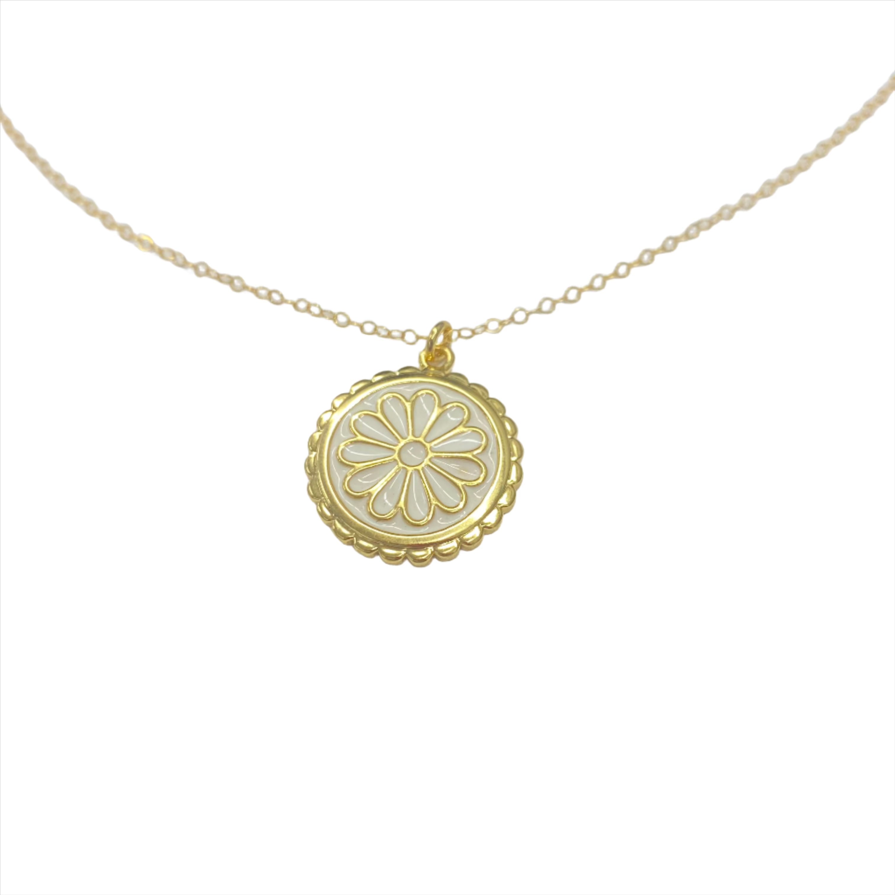 Daisy Coin Necklace | Gold - MTT Collective