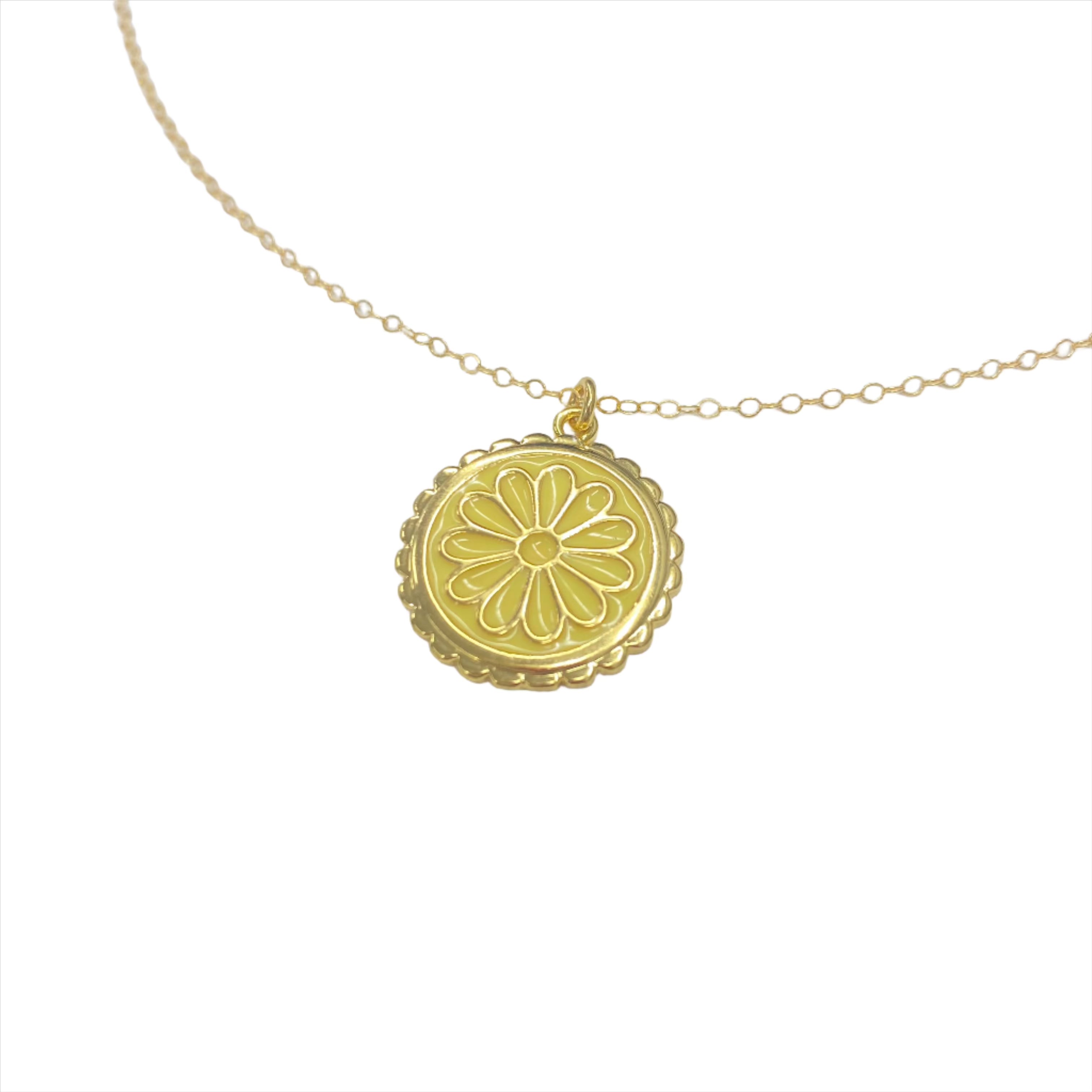 Daisy Coin Necklace | Gold - MTT Collective