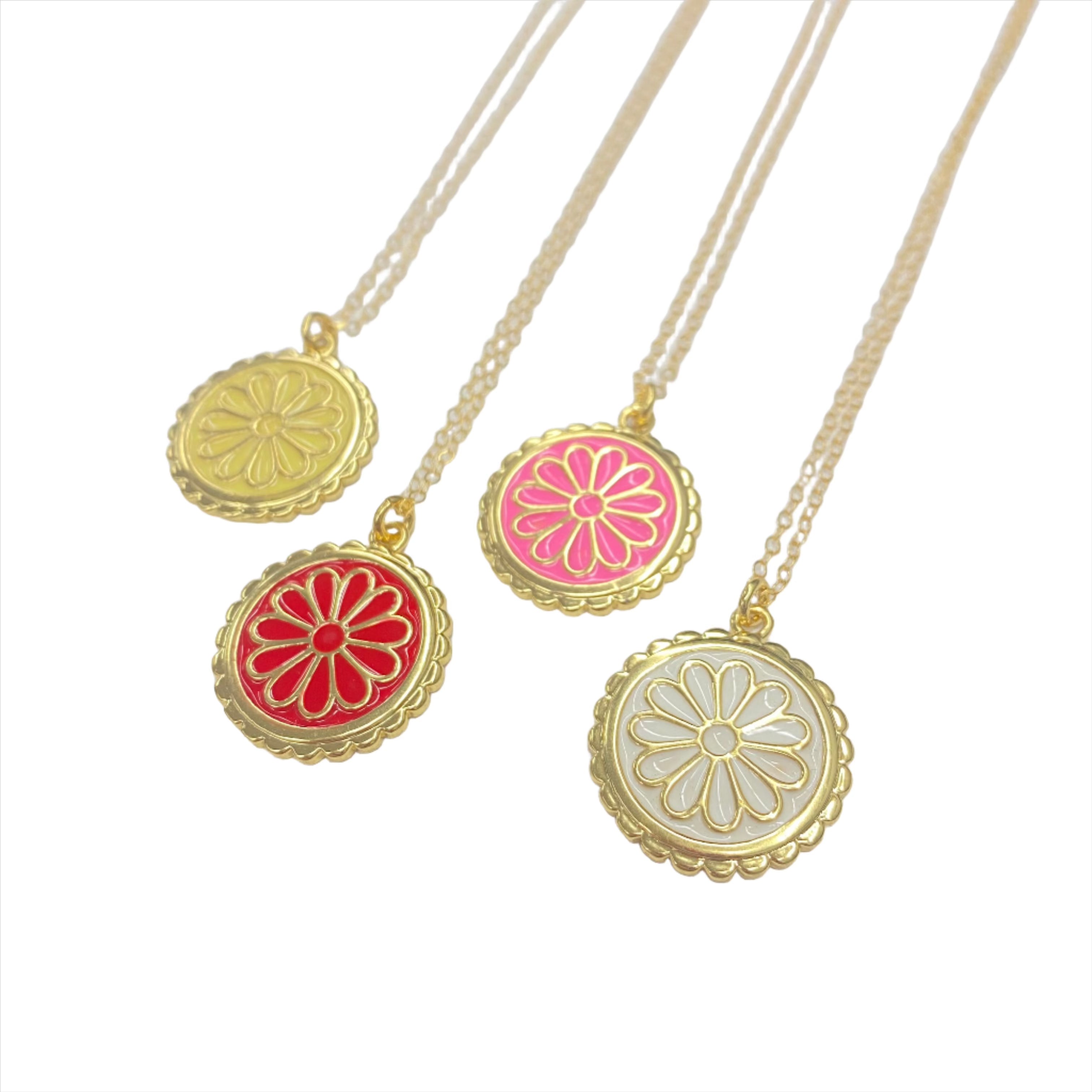 Daisy Coin Necklace | Gold - MTT Collective