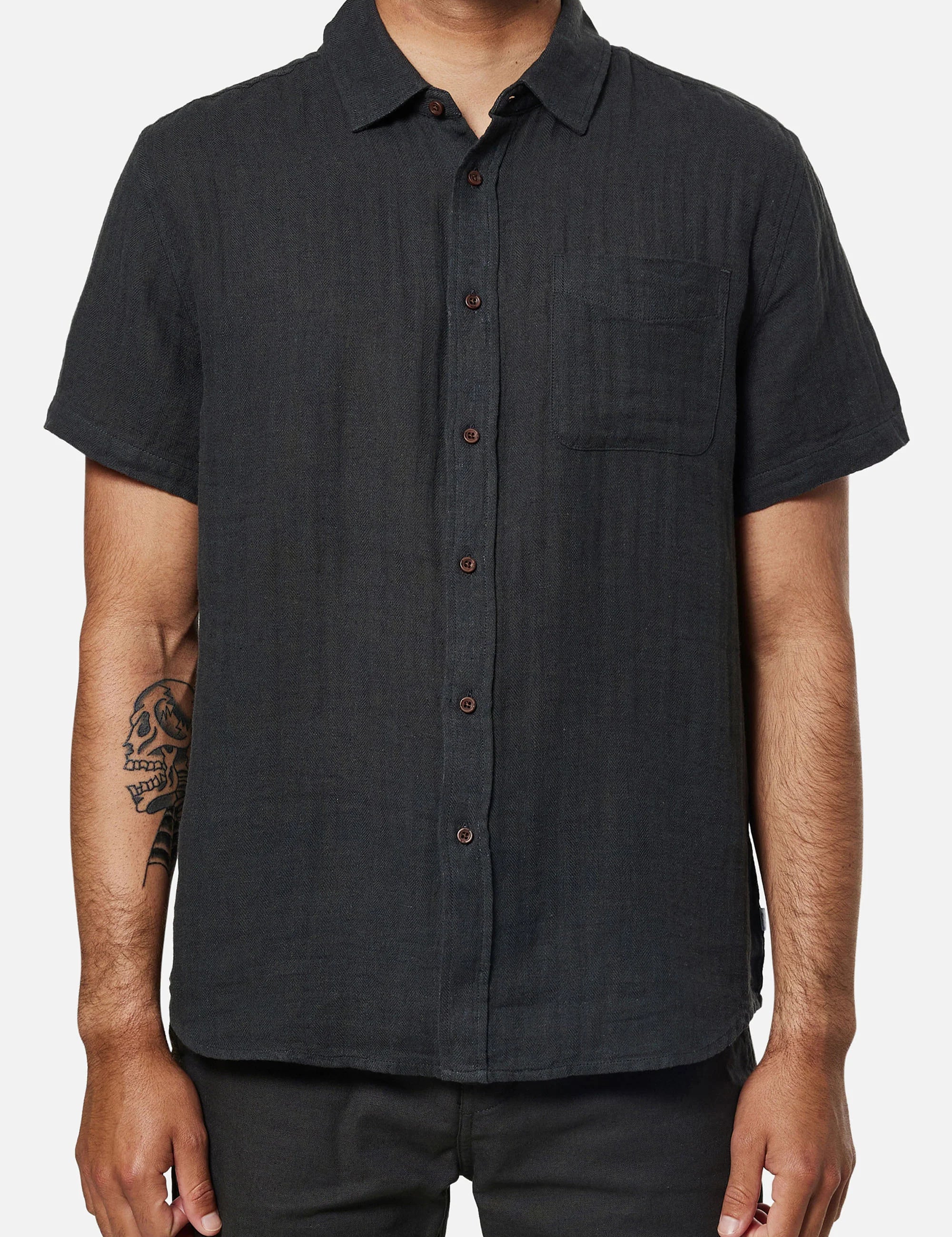 Alan Solid Button Up Shirt - MTT Collective