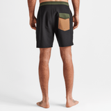 Chiller Boardshorts 17" - MTT Collective