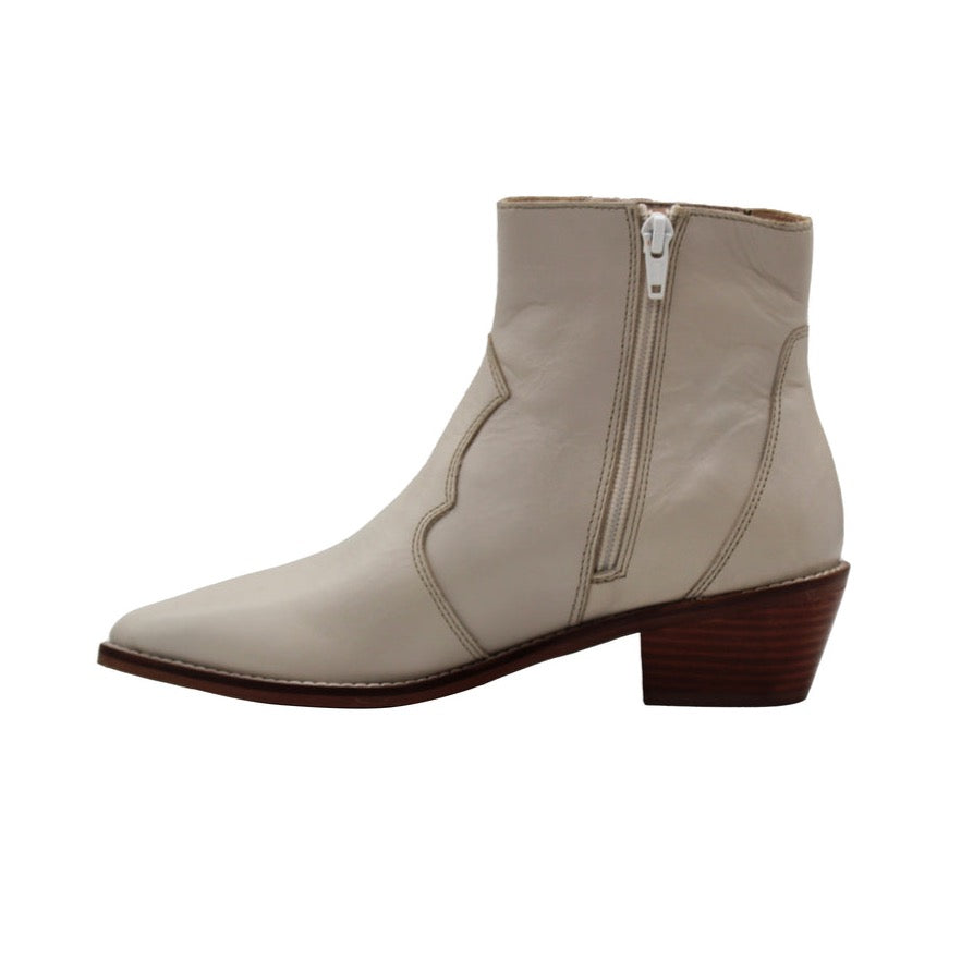 Peacemaker Chelsea Leather Bootie - MTT Collective